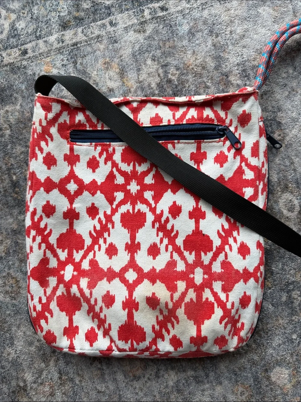 KAVU Red and White Patterned Crossbody Bag - Picture 4 of 5